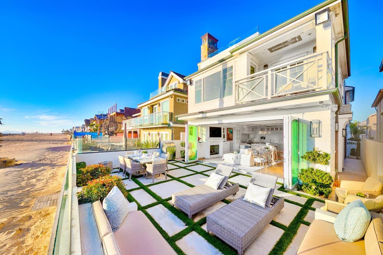 Luxury Beach Front Escape Нюпорт Бийч Екстериор снимка