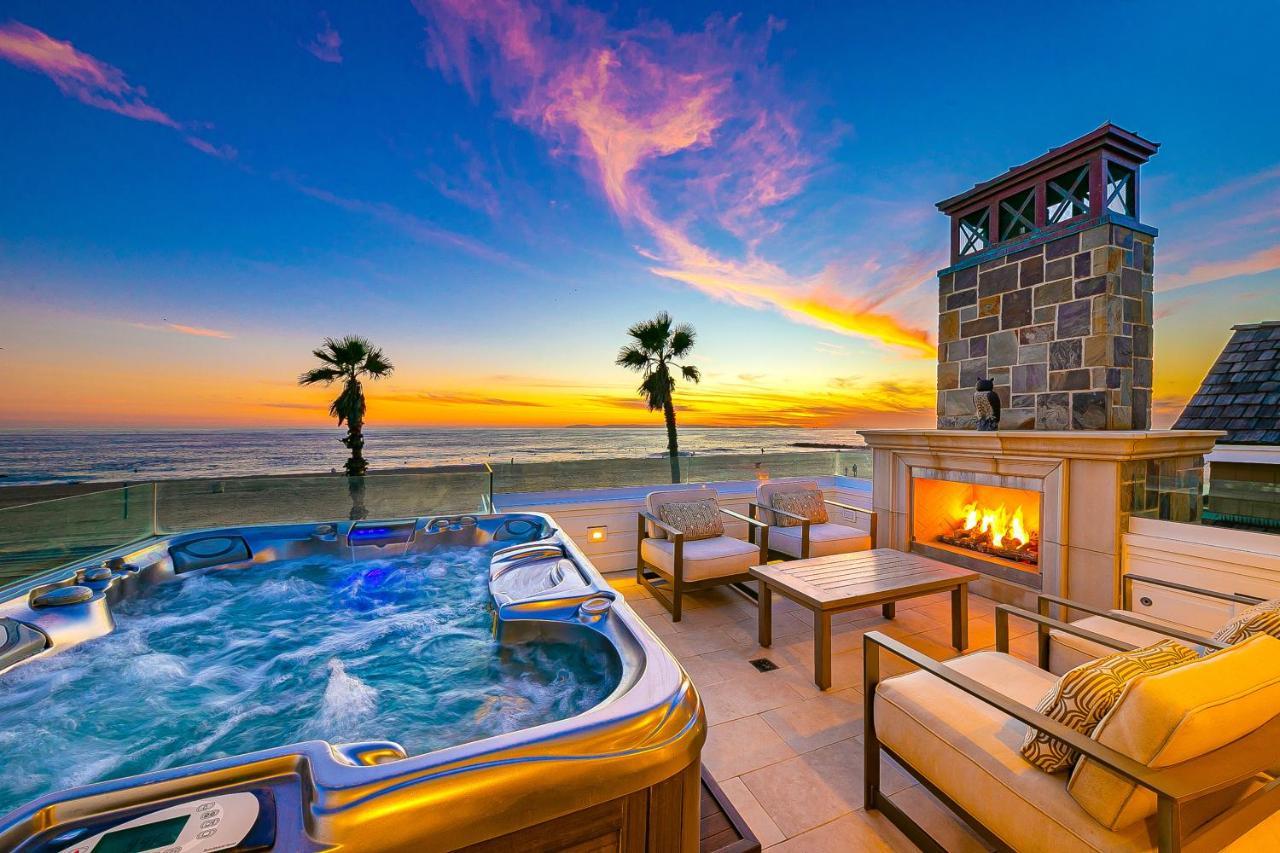 Luxury Beach Front Escape Нюпорт Бийч Екстериор снимка