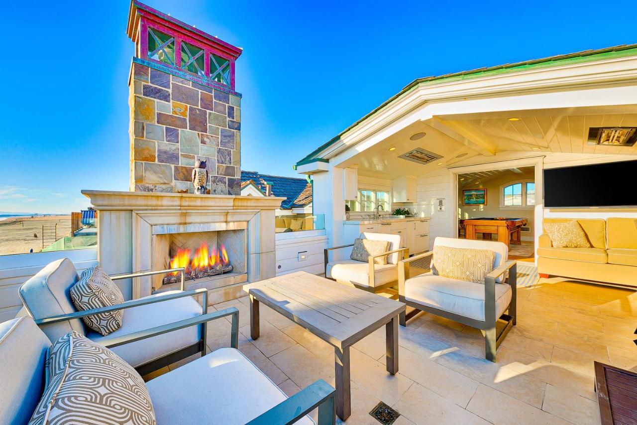 Luxury Beach Front Escape Нюпорт Бийч Екстериор снимка