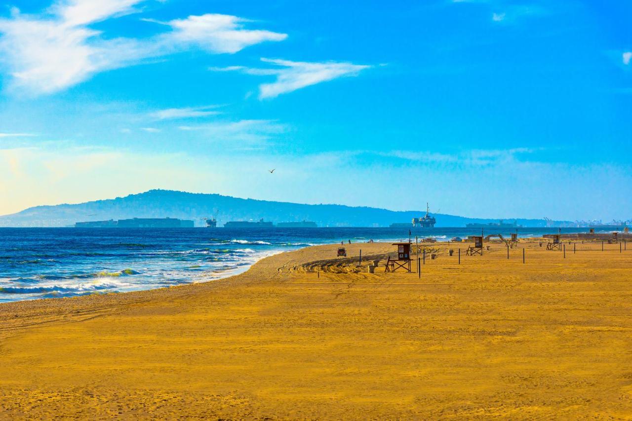 Luxury Beach Front Escape Нюпорт Бийч Екстериор снимка